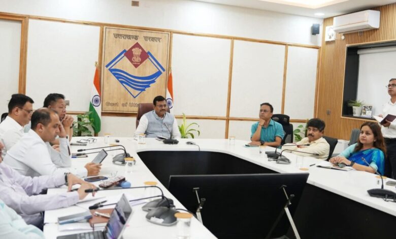 सरकारी अस्पतालों में इलाज कि व्यवस्था को लेकर मुख्यसचिव सख्त, कहा – गंभीर मरीजों को ही मिले हायर सेंटर रेफर की अनुमति